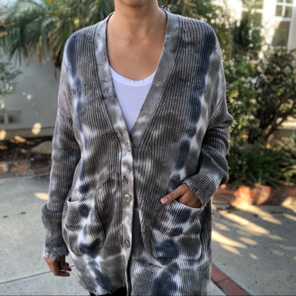 NWT YOUNG FABULOUS AND BROKE Indie Tie Dye Knit Button Cardigan - Picture 6 of 10